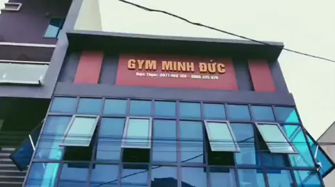 Có sức khoẻ là có tất cả có đôi bàn tay sợ gì gian khó! Đi tập gym thôi các bạn. Gắn bó với gym cũng được 13 năm rồi huấn luyện viên thể hình lever 2 của Liên đoàn thể hình Việt Nam sức khoẻ là tài sản lớn nhất. 