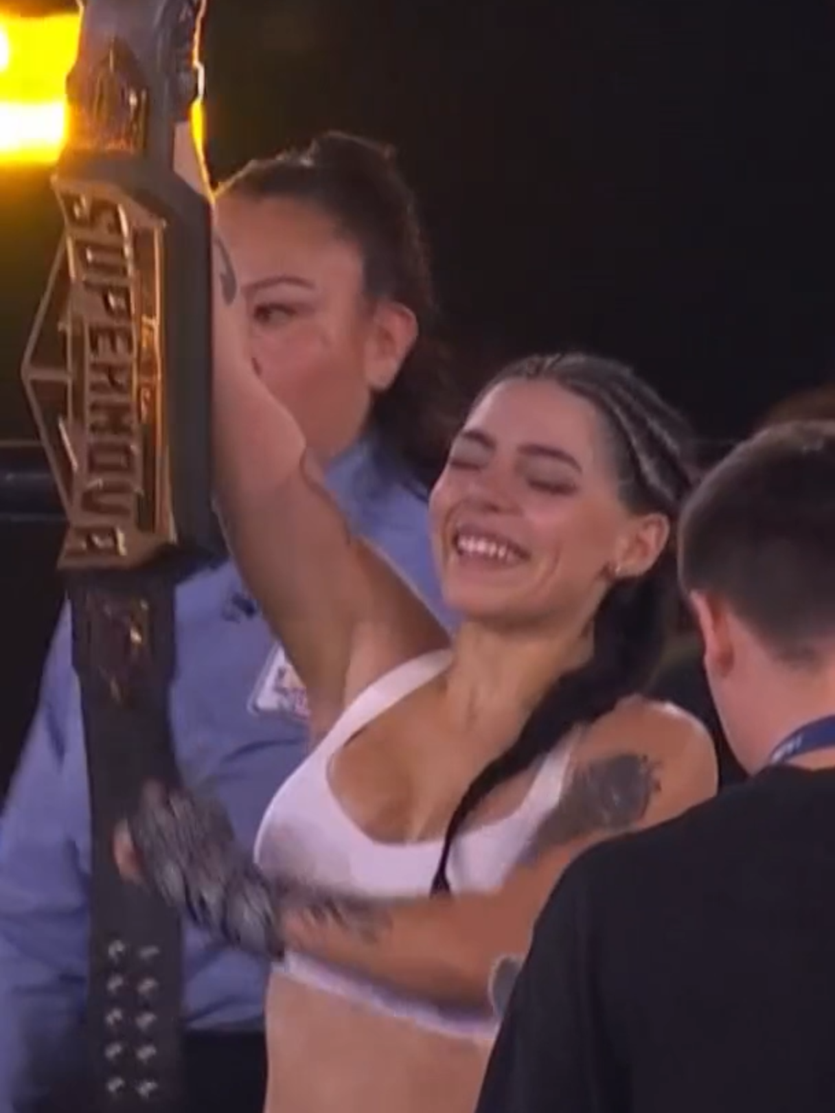 Milica es la GANADORA del cinturón ante Mercedes Roa 🥊🔥 #SupernovaStrikersAmigo