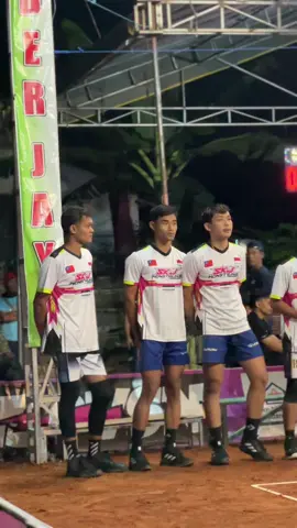 Merendahlah selayaknya sampah🫡#voliasik #tulungagung24jam #garudamudacup2 #voliplastikponorogo #voliplastiktulungagung #ponorogo24jam #volleyball #volleyballworld #vollyplastik 