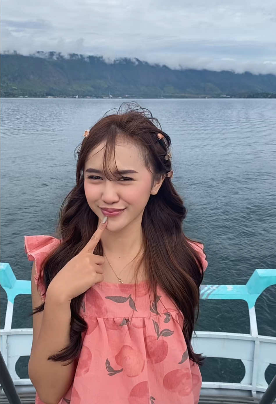Pov: Tetap kecanduan lagu Timur walaupun lagi di Danau Toba💃🏻 #tabolabale #siletopenup 