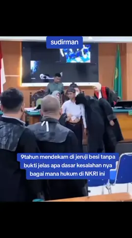 susah mendapatkan keadilan di negeri sendiri rusak nya hukum di negeri ini 🥺 #kasusviral #sudirman #sudirmanterpidanakasusvina #butuhkeadilan #7terpidana #kasusvinacirebon #bebaskan7tahanankasusvina 