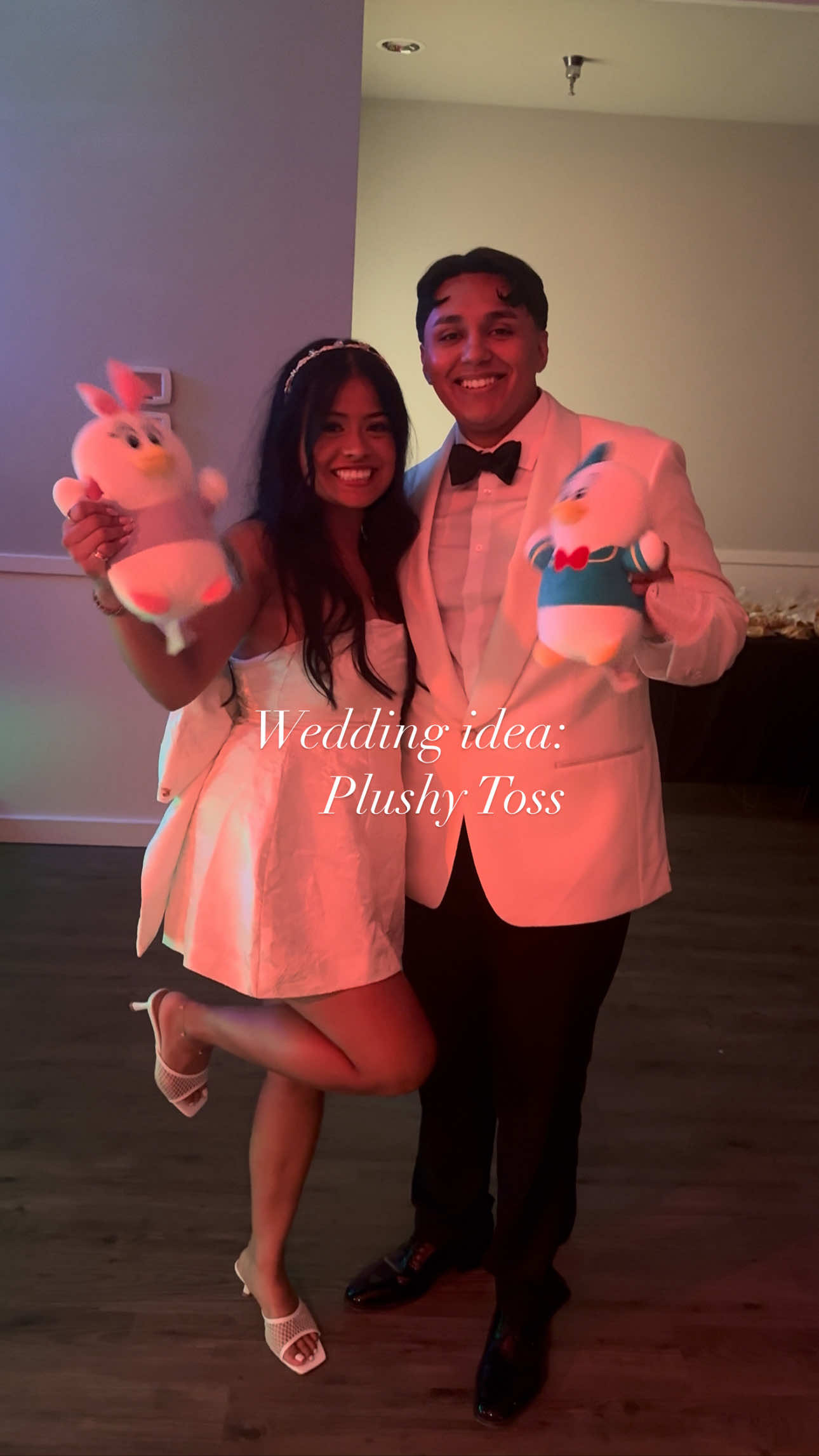 Plushy toss was a hit! 🧸 #wedding #bridegroom #weddingreception #weddingcontentcreator #photographer 