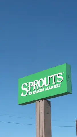 10 grams of grass fed collagen in this yogurt! I'm obsessed 🤩 #sprouts #highprotein #yogurt #sproutsfarmersmarket #healthysnacks @Culina Yogurt 