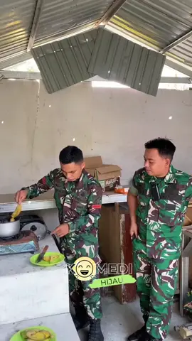 karma is real ❗️😅😅#komeditiktok #funny #fypシ゚ #tniindonesia🇮🇩 #lucu_ngakak @Aldi_Tahir 
