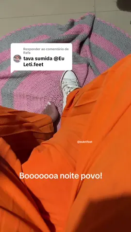 Respondendo a @Rafa finalzinho de domingo, usando meias, raridade! 