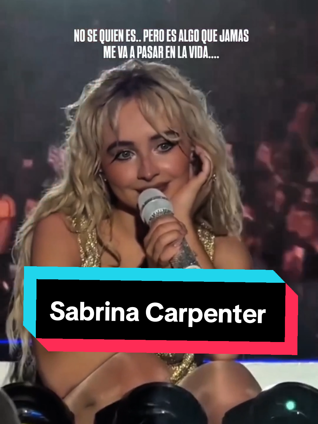 💫😏 Recordemos cuando Sabrina Carpenter le coqueteó a un fan en primera fila… y sí, era mexicano 🇲🇽🔥. Momento que vive en nuestra mente rent free. #SabrinaCarpenter #Nonsense #Sabrinators #PopPrincess #IconicMoment  