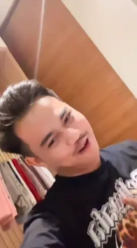 Hiyaaa😂😋