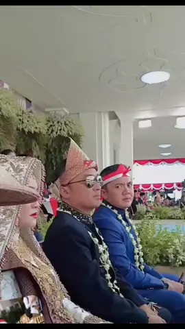 pak di suruh say hii bukan nyengir 😂