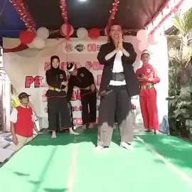 udah lama kaga ngegebrak panggung sekalinya ngegebrak kaga lama  #beksikongnoer  #anakbetawiasli😎  #manusiapetasan  #anakbayoran