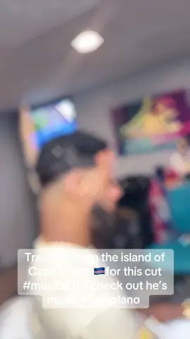@Semplano @Semplano  traveled 🧳 from cape verde for he’s #concert why not try itsink for this cut #barberlife #itsink #semplano #artist 