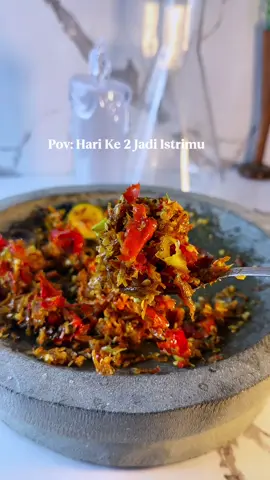 Sambel teri & SAYUR ASEM Sambel teri (Semua bahan digoreng) 20 rawit 2 cabe keriting 2 bawang merah 2 bawang putih Teri secukupnya 1/2 jeruk limau 1/4 sdt garam 1/4 sdt micin 1/4 sdt gula Sayur asem Bahan 1: (dihaluskan) 6 Buah Bawang Merah 3 Buah Kemiri Goreng 1 SDM Desaku Cabe Bubuk 5 SDM Air Bahan sayur asem 75 Gr Kacang Tanah 4 kelereng Asam Jawa  4 cm Lengkuas  3 Lembar Daun Salam 3 SDT Garam 3 SDM Gula 1.750 ml Air Bahan 3: 1 Buah Jagung  150 Gr Labu Siam  200 Gr Kacang Panjang  1 Saset Desaku Bawang Putih #sambelteri #sayurasem #masakinsuami 