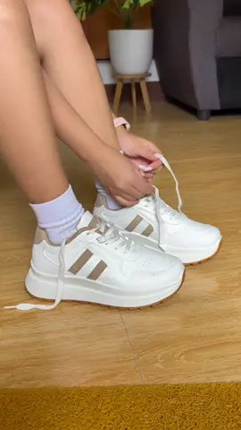 Ang ganda talaga ng chunky shoes na ‘to! 🤩 #fyp #shoesforwomen #chunkyshoes 