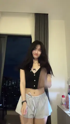 @Mariny Hang @CEO HANG Brand @CushionHang6in1 