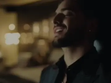 Y siempre que se va regresa a mi🥴 #music #letrasdecanciones #rolitas #videolyrics #lyrics 