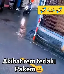 #Akibat Rem Terlalu Pakem 😅