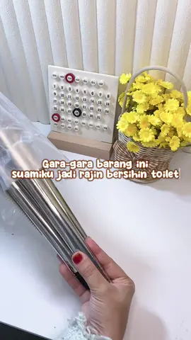 Gara2 barang ini suamiku mendadak rajin bersihin toilet hihi #sikattoilet #sikat2in1 #fyp #affiliatetiktok #tiktokviral 
