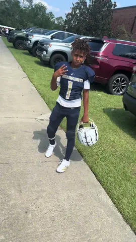Supper exited football season has officially began baby 🤎🩵 #ditl #fyp #football #sportsmom #fypシ゚viral 