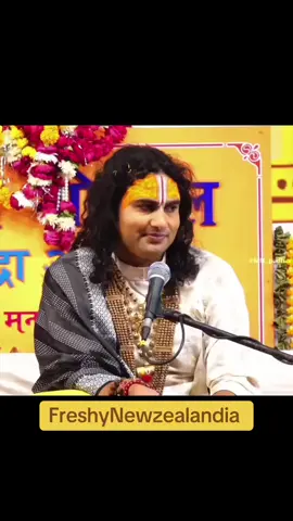 #bigboss #radheradheguruji d #sitaram #funnyvideos #viraltiktok #virall #viralreels #reelsinstagram #viral_video #anirudhaacharyaji #guruji #kapilsharmacomedy #respect