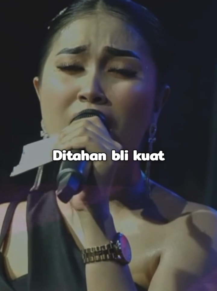 Disia sia || Dewi diva #dewidhiva #tarling_indramayu_cirebon #tarlingpantura #tarling #fyp 