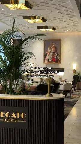 Staying in the Chicago? Here’s a look inside The Allegro Royal Sonesta ✨ Perfect location for exploring the city! #chicago #chicagohotels #hotelroom #chicagotiktok #chi 