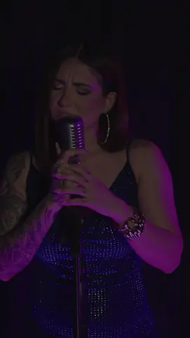 Hoy alzo mi voz por todas aquellas personas que se han sentido en algún momento perdido y sin rumbo! Es por eso que los invito a escuchar #BarcoDePapel ! 💙 Link en Bio #ParaTi #ALHANNA 