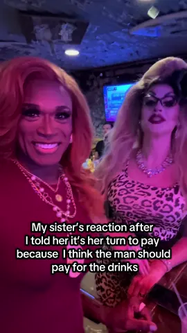 Drinks on you, Sis @Magnolia Applebottom . 💋 noise! #dragqueenproblems 