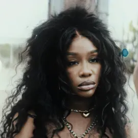the internet when insecure people sing abt being insecure : 🫩 #solana #sza #fypシ #oneofthemdays Scp - blondepacks
