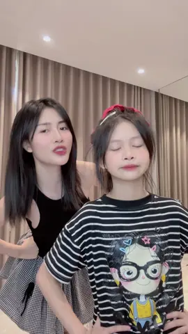 Mẹ con mừn cứ thế thuii. Hẹ hẹ #ngọcvu #gaytv #bebi 