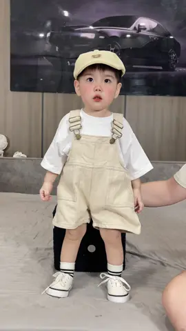 Còn gì xinh hơn nữa ạ huhu , các bé mặc yếm nó cute gì đâu , chất với màu em nó phải nói quá đỉnh ạ, giá rẻ hơn chất lượng quá nhiuu 😍😍#giadinhbap🌽 #dobochobeyeu #dohechobe #dohanchobe #yemchobe 