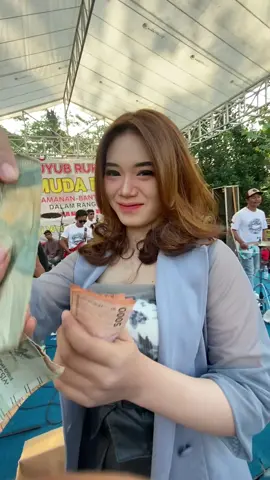 @anggita 
