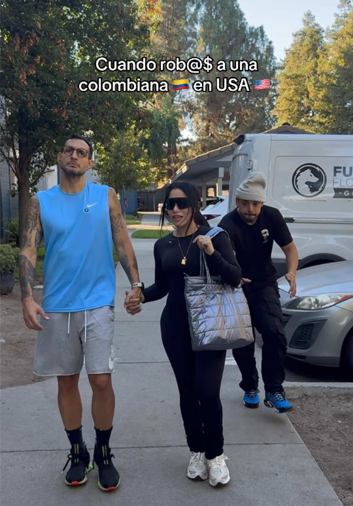 Cuando robas a una Colombia en USA 🇺🇸 🇨🇴 @marketingconpipev @Luy.Bravo.0919 #usa #migrantes #colombianosenusa #latinosenusa #humor #fyp #colombianosenelexterior 