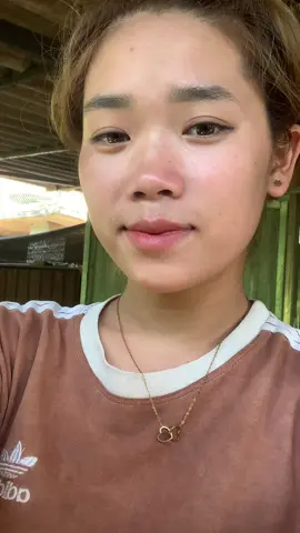 Sau lớp son phấn này #mặtlech😐 