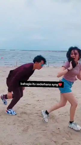 yg Trpenting istriku tersenyum dn bahagia 🥰😘❤️ 
