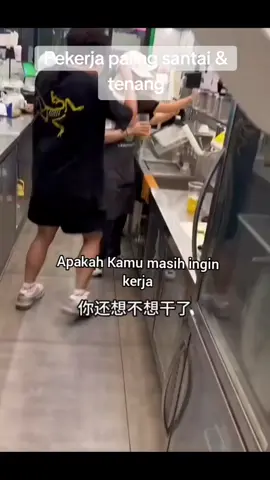 Pekerja paling santai & tenang #fyp #funnyvideos 