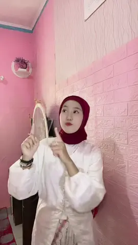 Ini kan yng lgi trend🔥🤭#fypviralシ #xbcayz #lewatberanda #ibupejabat🤭🤲🏻 #fypage 