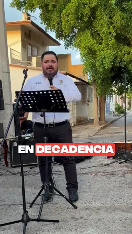 👀 Yo estaba en tinieblas… hasta que entendí esto: Así como el cuerpo necesita un corazón para vivir ❤️ mi alma necesitaba a Cristo. ✝️ Y cuando lo encontré… todo cambió  #Jes#JesúsEsLaVidaiosTransforma #hagamosviralajesus 
