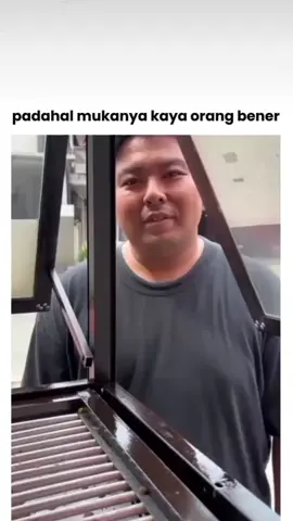 ketinggalan di celana😭