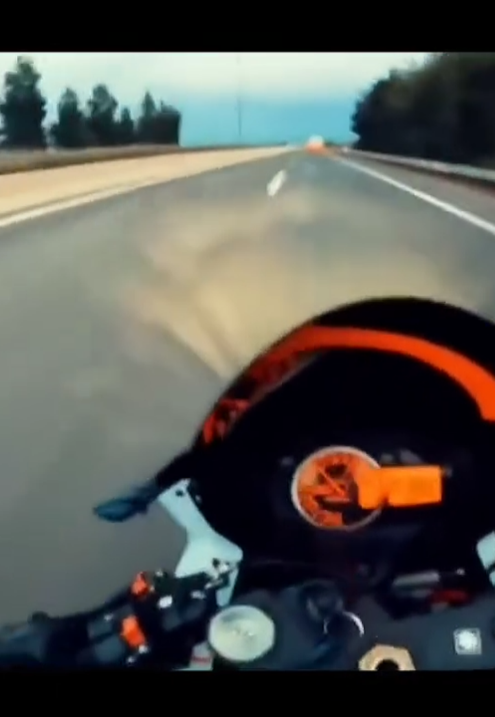 đầu tuần chúc mọi người vv nha #biker #nhachaymoingay #xuhuong #fy #fyp 