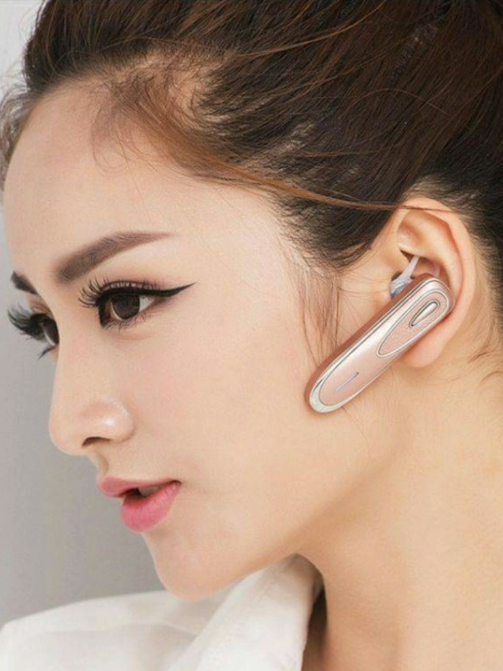 READY HENDSET K1  2 pcs 600Nt. Free #assalamualaikum_shbtku_semua 🥰 Santun siang mt rehat sjenak Semoga Allah limpahkan rezeki dan KeberkahanNya untuk kita semua,, Aamiin🤲  #TikTok夏日音樂節 #fypシ゚viral 