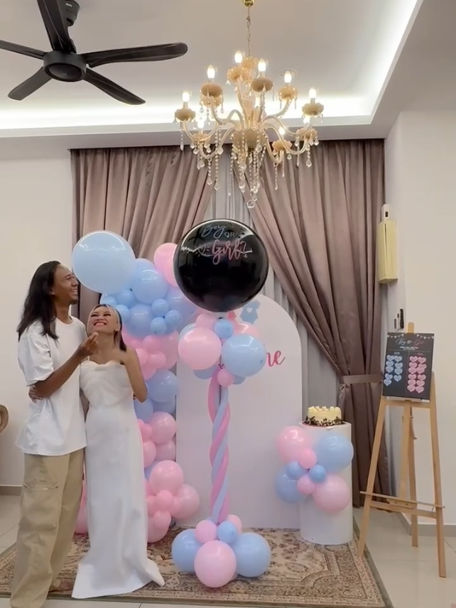 after our 1st born a prince, now we're having a princess 🩵🩷 #fyp #baby2026comingsong 