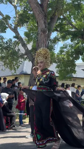 Ada yang punya TIKTok anak SMP 11 Lhoksemawe yang pakek baju adat Gayo tolong di tag ya😊