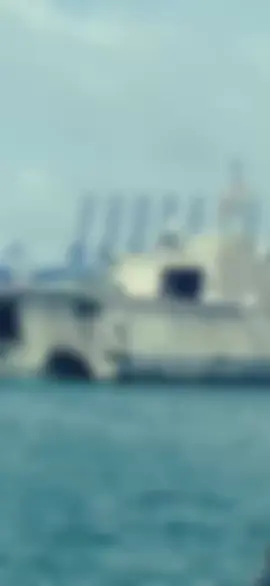 USS SANTA BARBARA  AT PORT OF COLOMBO 🇺🇸 🇱🇰 #mostviralvideo #fyp #srilankan_tik_tok🇱🇰 #usa #usnavy #mostviewed #ship #navy 