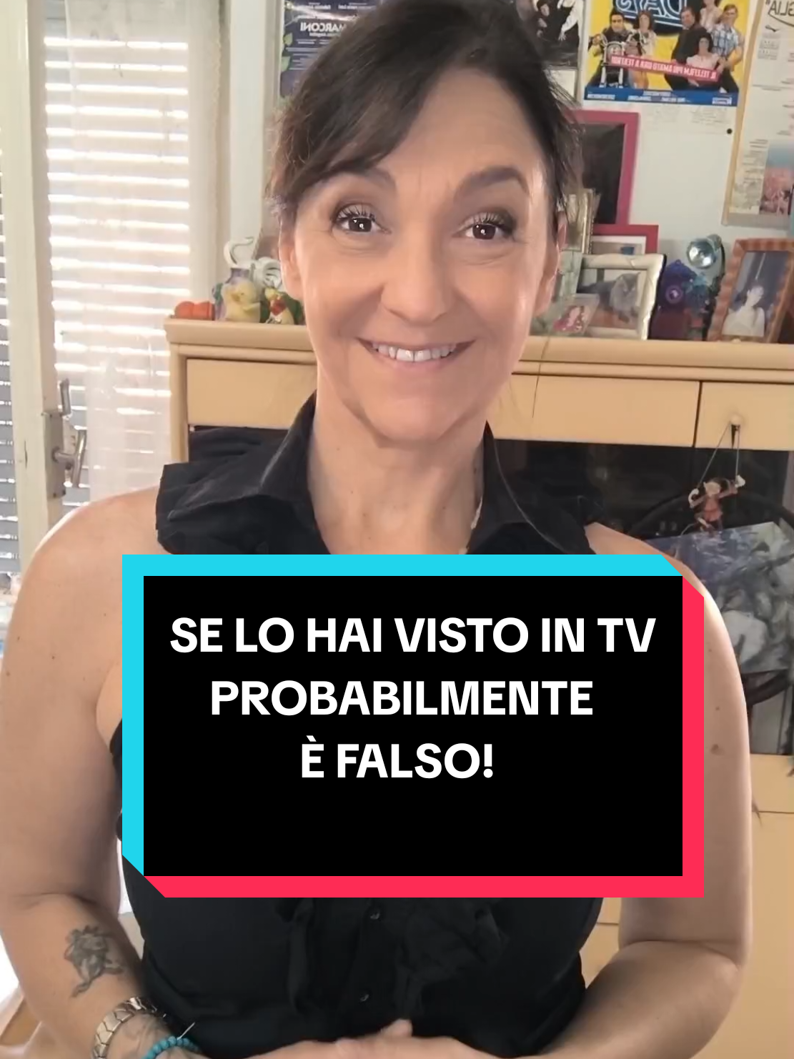 si è completamente persa la capacità di discutere di una questione senza prendere una posizione unica e definitiva, ci lasciamo distrarre dai dettagli perdendo il fulcro delle questioni. Tutto questo è il frutto di un'azione precisa che ha proprio lo scopo di metterci gli uni contro gli altri creando fazioni divise più facile da gestire e controllare .SVEGLIAAAAAA #neiperte #freepalestine #pensa #segui #condividi @Naky_il_coinquilino @L' Indipendente @Lorenzo Lombardi Dallamano @Mimmos69 @L’aria che tira - La7 @Kyle_Chio🇮🇹👣Official 