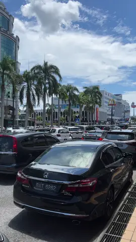 Mall Gadong #mallgadong🇧🇳 #gadongbrunei🇧🇳 #bandarseribegawan🇧🇳🇧🇳🇧🇳 #bruneidarussalam🇧🇳 #indonesiabrunei🇮🇩🇧🇳 