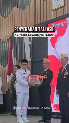 @sujiwo99 @Bupati Kubu Raya @Sukiryanto Official  Penyerahan Tali Asih kepada Legiun Veteran #KubuRayaMelaju
