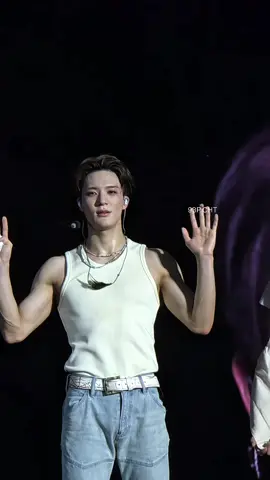 สุดหล่ออย่าเล่นกับใจพี่แบบนี้ 😘  #jeno #NCTDREAM_THEDREAMSHOW4_BANGKOK #THEDREAMSHOW4_in_bangkok  #THEDREAMSHOW4_in_BKK