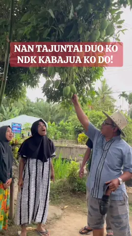 Nan Tajuntai duo ko ndk ka bajua ko do! #makayek #comedy #Lawak #Lucu #Humor @rilkelana @Upiak Bulu Ambiaklah Dek Kau 