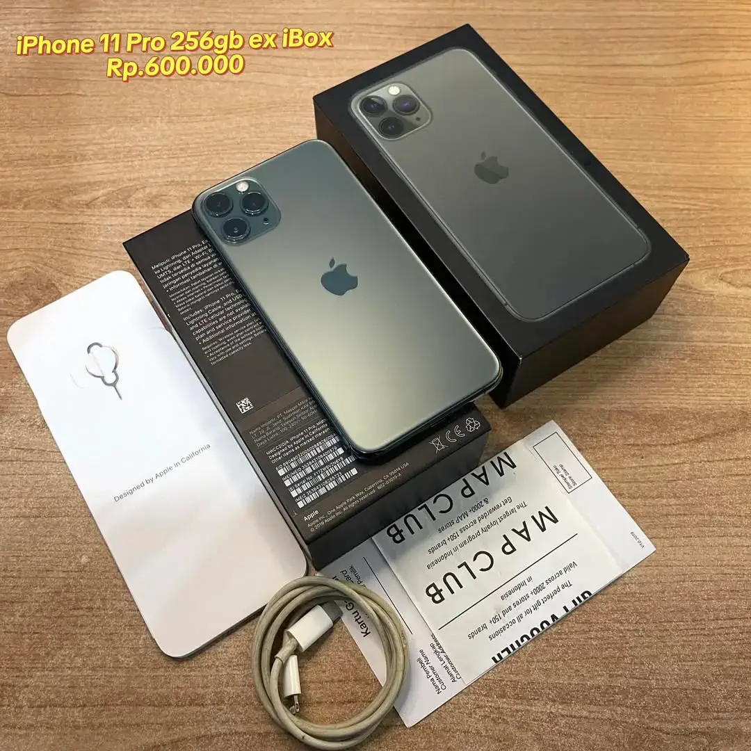 iPhone 11 Pro 256gb ex iBox • Harga: 600.000 • Warna: Midnight • Ex Garansi resmi Indonesi ID/A • Fungsi Normal 100% (siap pake)  • Fullset dus acc Original • Bonus casing tk belikan baru • Garansi personal ? Pasti.. #lewatberanda #pyf #4u #viral #foryou 