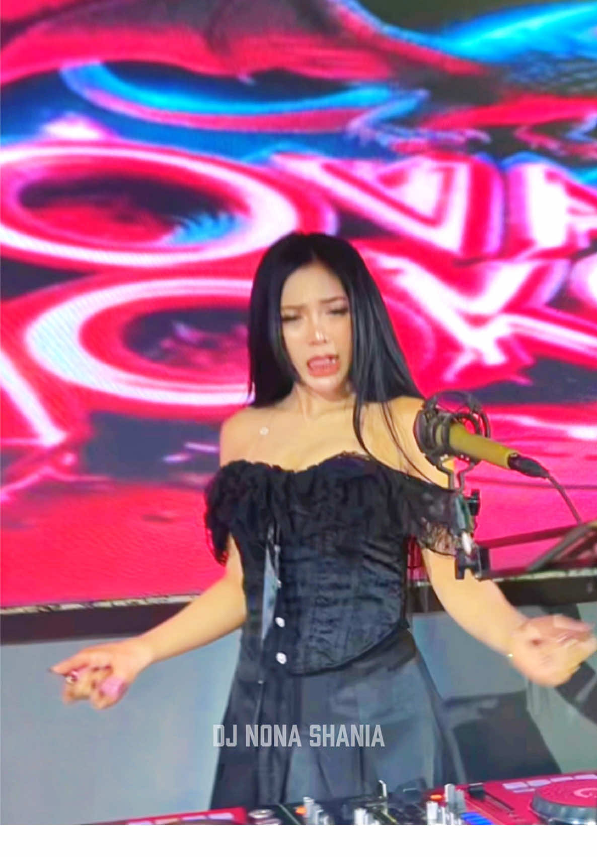 After party @breakshot.sby with dj nona shania, song Tabole sudah up di youtube channel djnonashaniaofficial #djnonashania #breakshot #tabole ##funkot #viral 