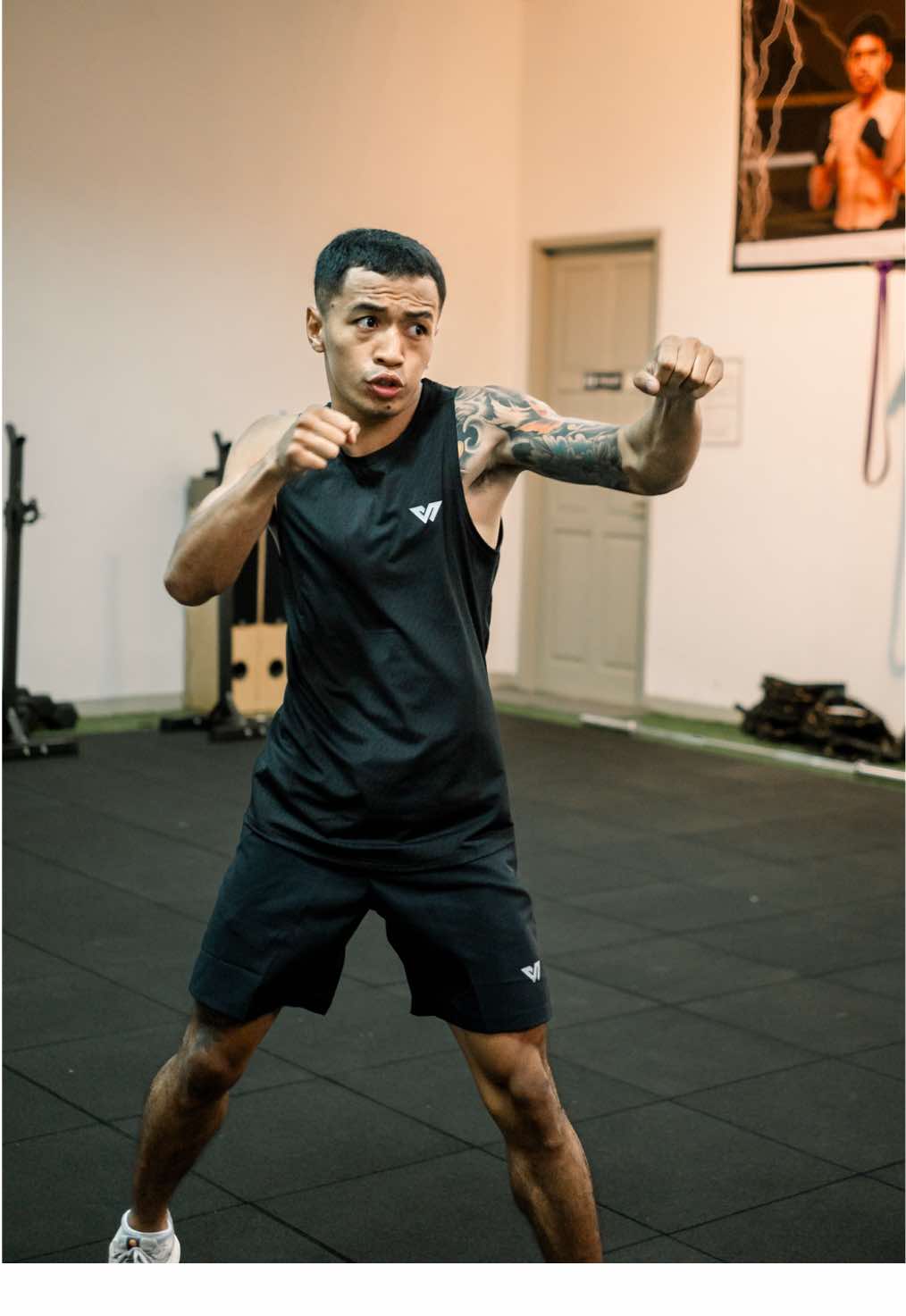 Persiapan latihan untuk next fight, siap edankeun bersama @Whittaker Official  #whittaker #whittakersportswear